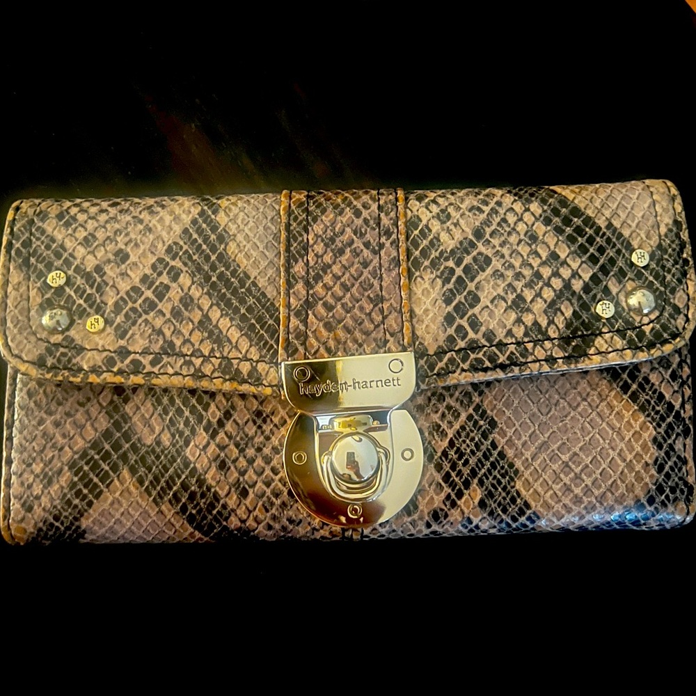 Hayden Harnett Wallet !